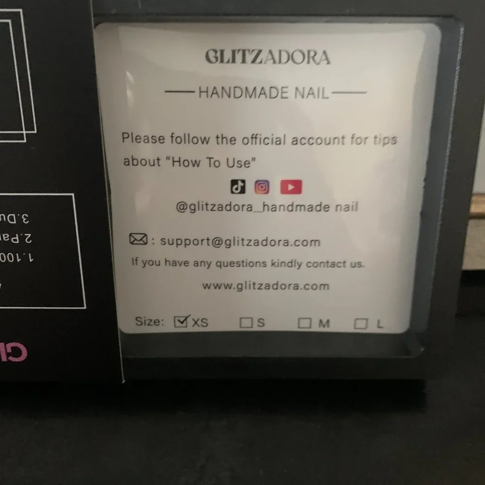 GlitzAdora (2) Nails Black Pink Star & Stellar Silhouette